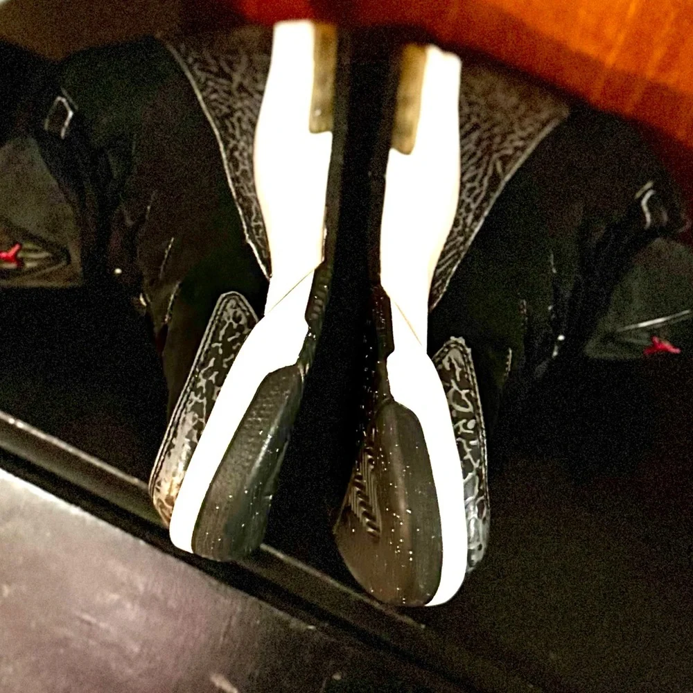 Nike Air Jordan Deluxe ‘Black’ 807718-061 Sz. 7Y - Picture 6 of 10